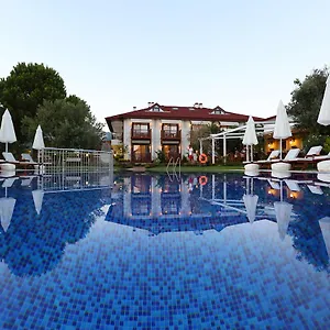 Savana Boutique Oda ve Kahvaltı